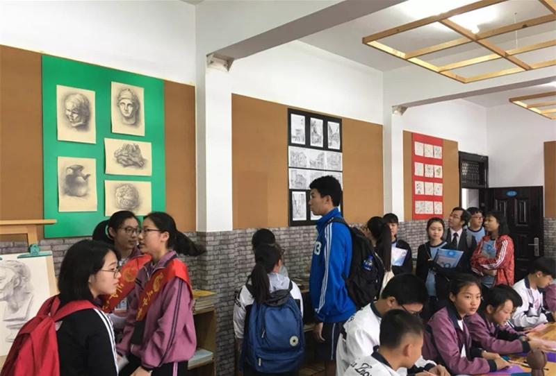 三中三澳門，探索與解析，三中三澳門，深度探索與解析