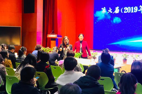 芳草地免費(fèi)資料論壇，共享知識(shí)的海洋，芳草地免費(fèi)資料論壇，知識(shí)的海洋共享平臺(tái)