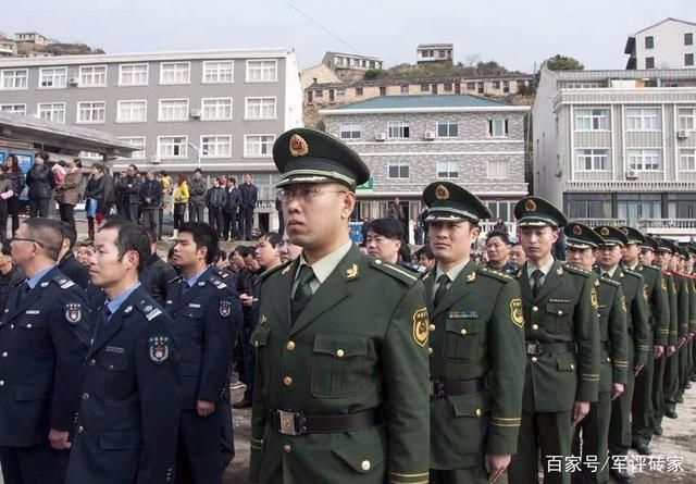警備區(qū)權(quán)力詳解，究竟權(quán)力大小如何？，警備區(qū)權(quán)力深度解析，權(quán)力范圍與大小揭秘