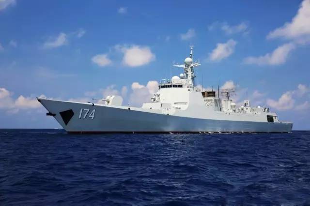 鄭州艦的服役地點，榮耀與擔(dān)當(dāng)?shù)囊娮C，鄭州艦榮耀見證，服役地點與擔(dān)當(dāng)?shù)臉s耀