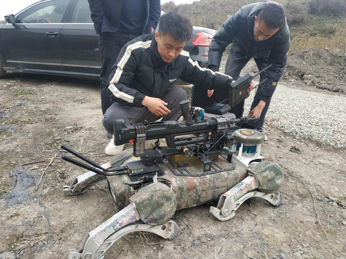 軍用重型防彈盾牌，保護(hù)戰(zhàn)士的生命線(xiàn)，軍用重型防彈盾牌，戰(zhàn)士的生命守護(hù)者