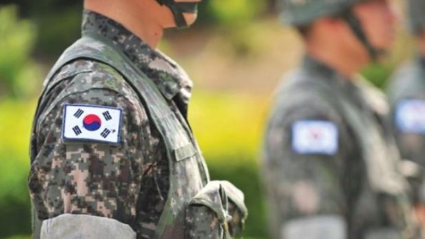 韓國(guó)服兵役是否可怕？探究真相與誤解，韓國(guó)服兵役真相探究，揭示事實(shí)與誤解的真相
