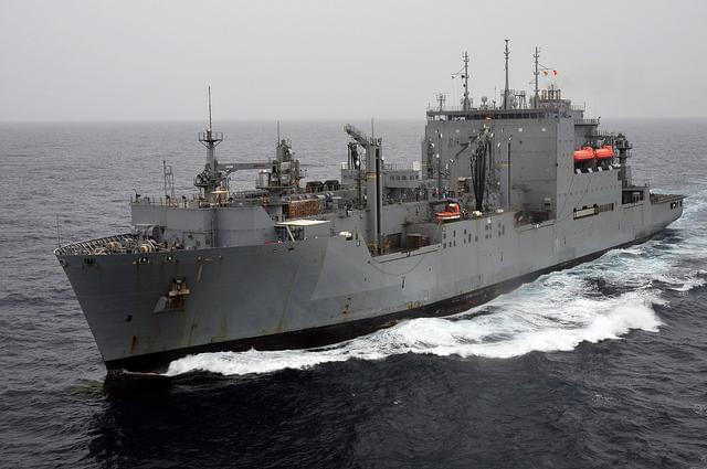 中國新型巨艦即將服役，引領海洋強國新篇章，中國新型巨艦引領海洋強國新篇章，即將服役！