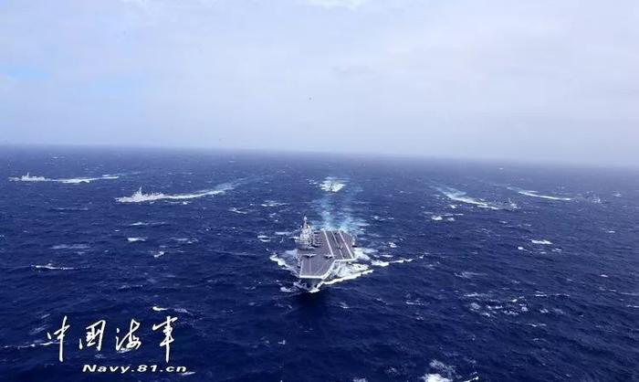 走進(jìn)中國(guó)人民海軍官網(wǎng)——探索海軍力量，感受藍(lán)色榮耀，走進(jìn)海軍官網(wǎng)，探索藍(lán)色榮耀，感受海軍力量