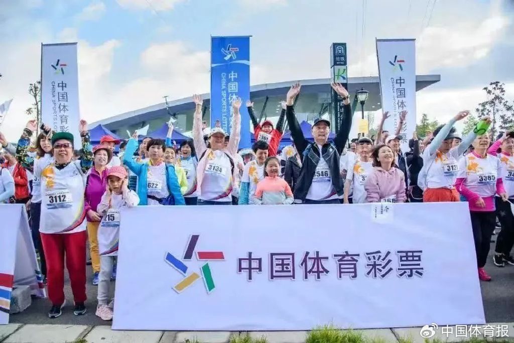 新澳門一碼一肖一特一中鳳凰體育彩票——探索彩票背后的秘密，新澳門彩票背后的秘密，一碼一肖一特一中與鳳凰體育彩票解析