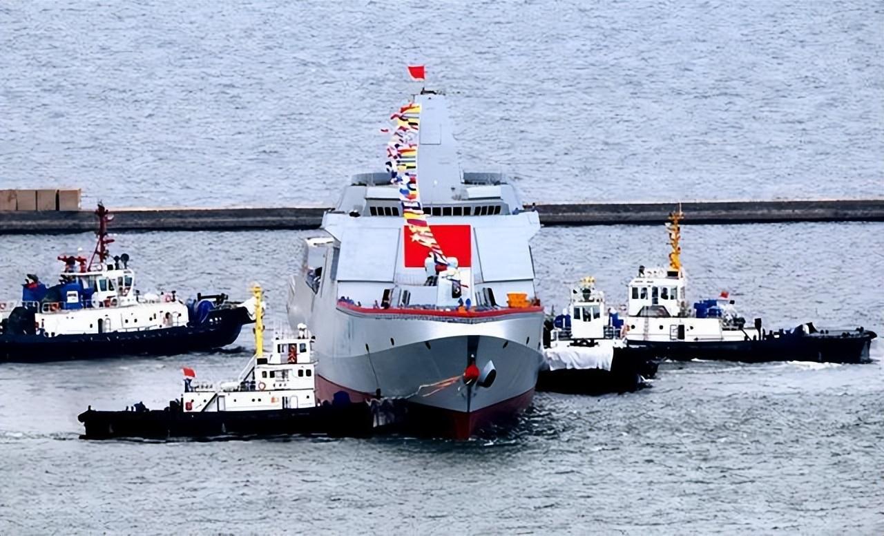 中國海軍新篇章，揭秘中國004號航母的開工盛況，中國海軍新篇章，揭秘首艘國產航母004號開工盛況