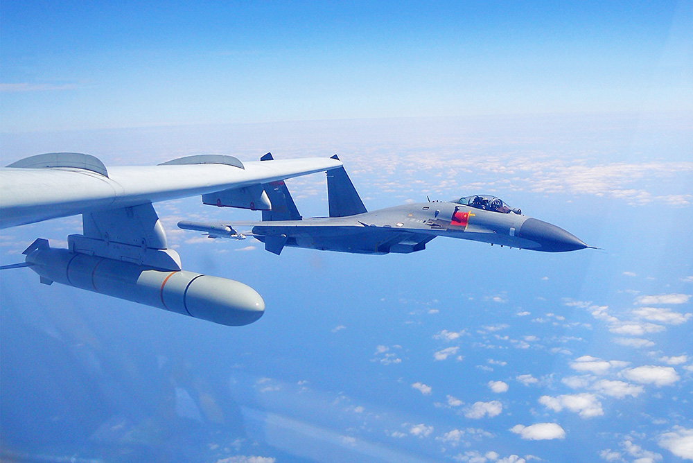 中國人民解放軍空軍，榮耀與力量，中國人民解放軍空軍，榮耀與力量的象征