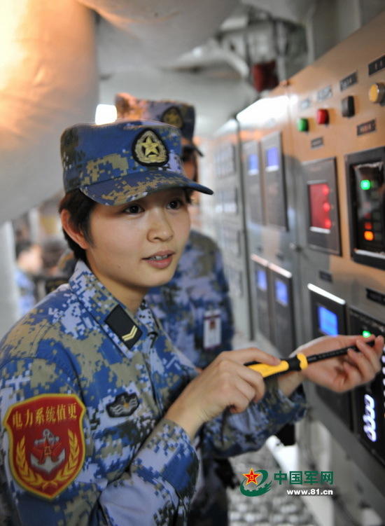 遼寧艦上的女兵角色與職責(zé)解析，遼寧艦上的女兵角色與職責(zé)探討