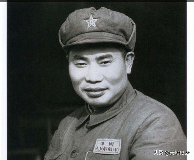 少將軍銜最厲害之處，深度解讀其背后所蘊(yùn)含的三重力量，揭秘少將軍銜背后的三重力量，權(quán)威、榮耀與深度影響力