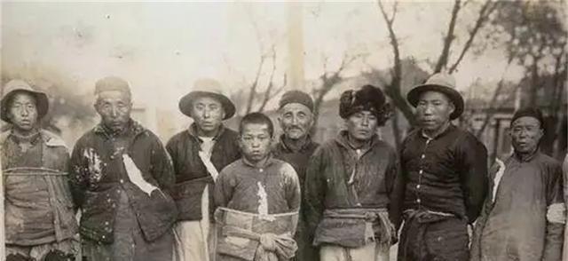 運(yùn)-50大型戰(zhàn)略運(yùn)輸機(jī)的優(yōu)勢與挑戰(zhàn)，探索航空運(yùn)輸?shù)奈磥恚\(yùn)-50大型戰(zhàn)略運(yùn)輸機(jī)的優(yōu)勢與挑戰(zhàn)，航空運(yùn)輸未來探索之路