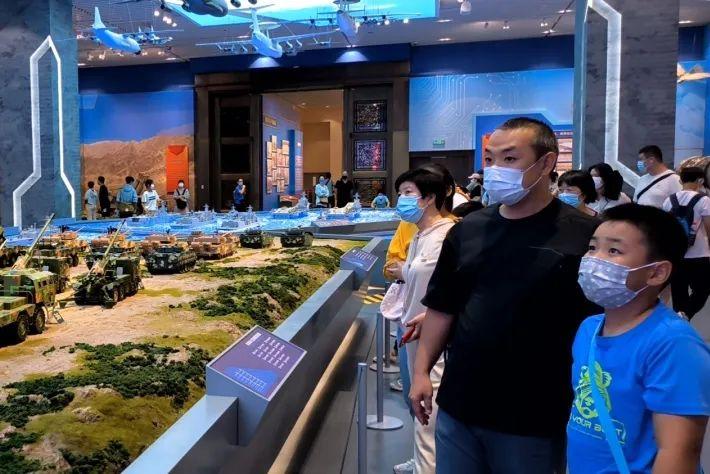 國防軍事網(wǎng)，探索軍事領(lǐng)域，傳遞國防力量，國防軍事網(wǎng)，探索軍事領(lǐng)域，展現(xiàn)國防力量