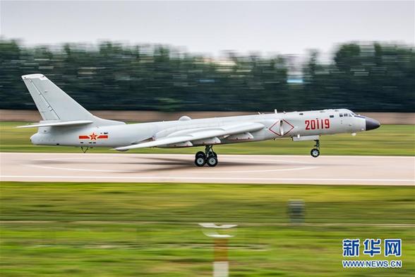 探索殲轟7A殲擊轟炸機(jī)，性能、特點(diǎn)與未來展望，殲轟7A殲擊轟炸機(jī)深度解析，性能、特色及未來展望