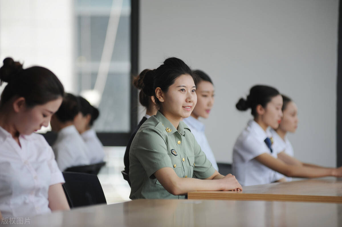 女生考部隊文職報考攻略，實現(xiàn)夢想，從這里起航，女生考部隊文職報考攻略，實現(xiàn)夢想，從文職起航之路