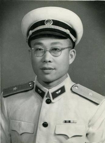 揭秘，35歲的少將是否可能？，揭秘，35歲能否成為少將？