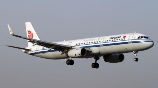 國(guó)航，卓越航空服務(wù)的典范，國(guó)航，卓越航空服務(wù)的標(biāo)桿典范