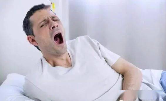 血脂高的人睡覺三大表現(xiàn)及其相關(guān)影響，高血脂患者夜間三大表現(xiàn)及潛在影響