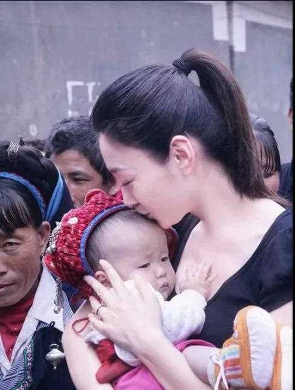 關(guān)于李小冉是否生寶寶的熱議與探討，李小冉是否生育寶寶的熱議與討論