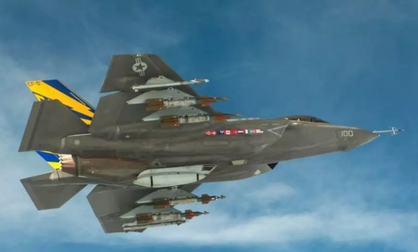 殲-35官方介紹，新一代艦載戰(zhàn)斗機(jī)的卓越性能，殲-35新一代艦載戰(zhàn)斗機(jī)卓越性能介紹