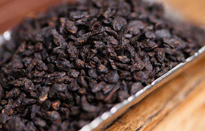 熟普洱茶，揭示其功效與作用的神秘面紗，熟普洱茶，揭開(kāi)其功效與作用的神秘面紗