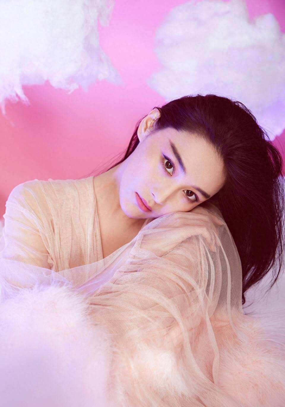 張馨予個人資料及簡介，揭開女神的神秘面紗，探尋年齡背后的故事，張馨予個人資料揭秘，女神背后的故事與真實年齡探尋