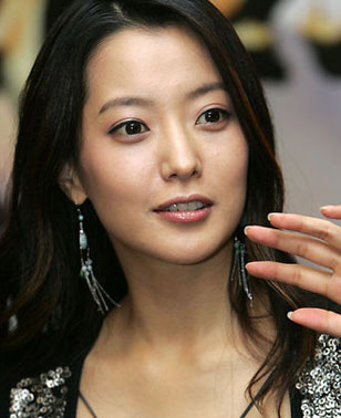 金喜善個人資料簡介，金喜善個人資料簡介，揭秘女神的生平與風采